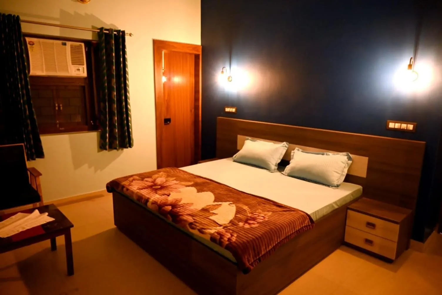 Elephant House - Studio Rooms Varanasi Pensión